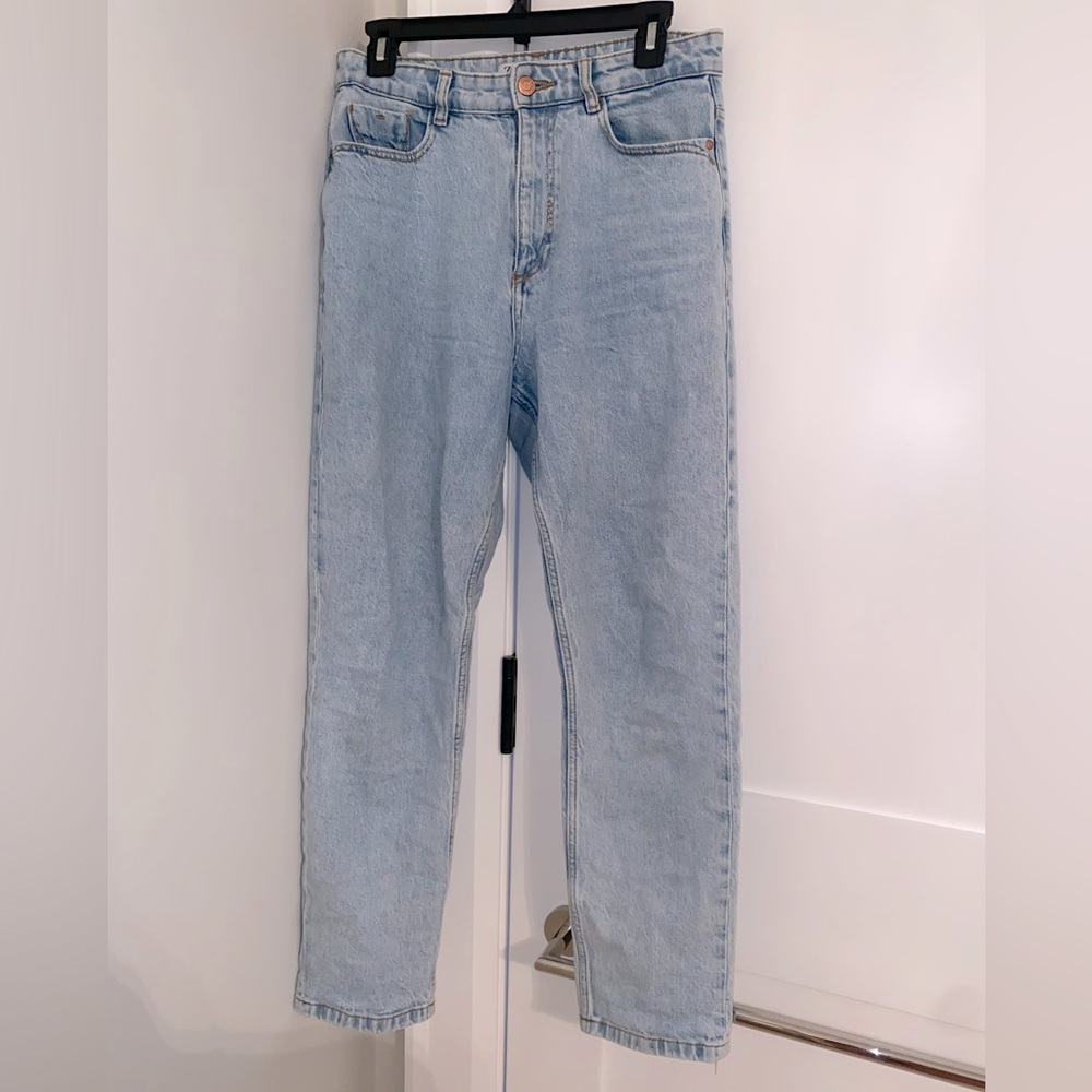 Strait Leg Jeans